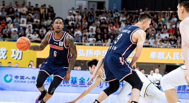 包含篮球联盟竞争激烈，广东宏远倚重团队实力的词条