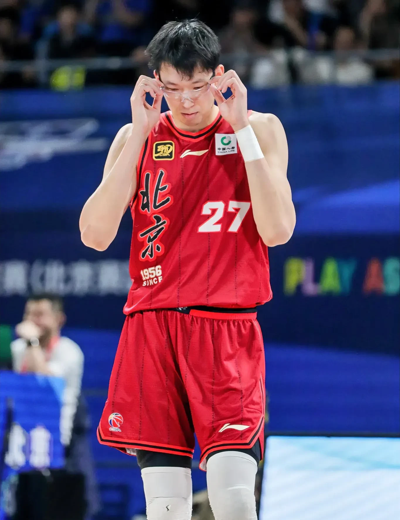 掘金逆转新疆队，周琦刷新纪录