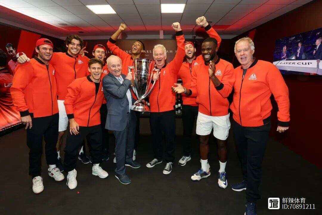 拉沃尔杯轻取蒙特卡洛大师赛,西西帕斯惊艳四座 拉沃尔杯轻取蒙特卡洛大师赛,西西帕斯惊艳四座