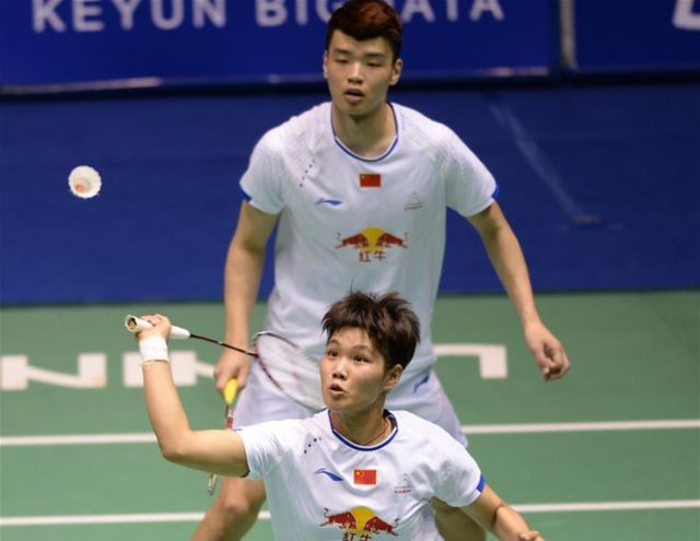 印尼队横扫马来西亚队,黄鸭组合扛起全队 印尼队横扫马来西亚队,黄鸭组合扛起全队