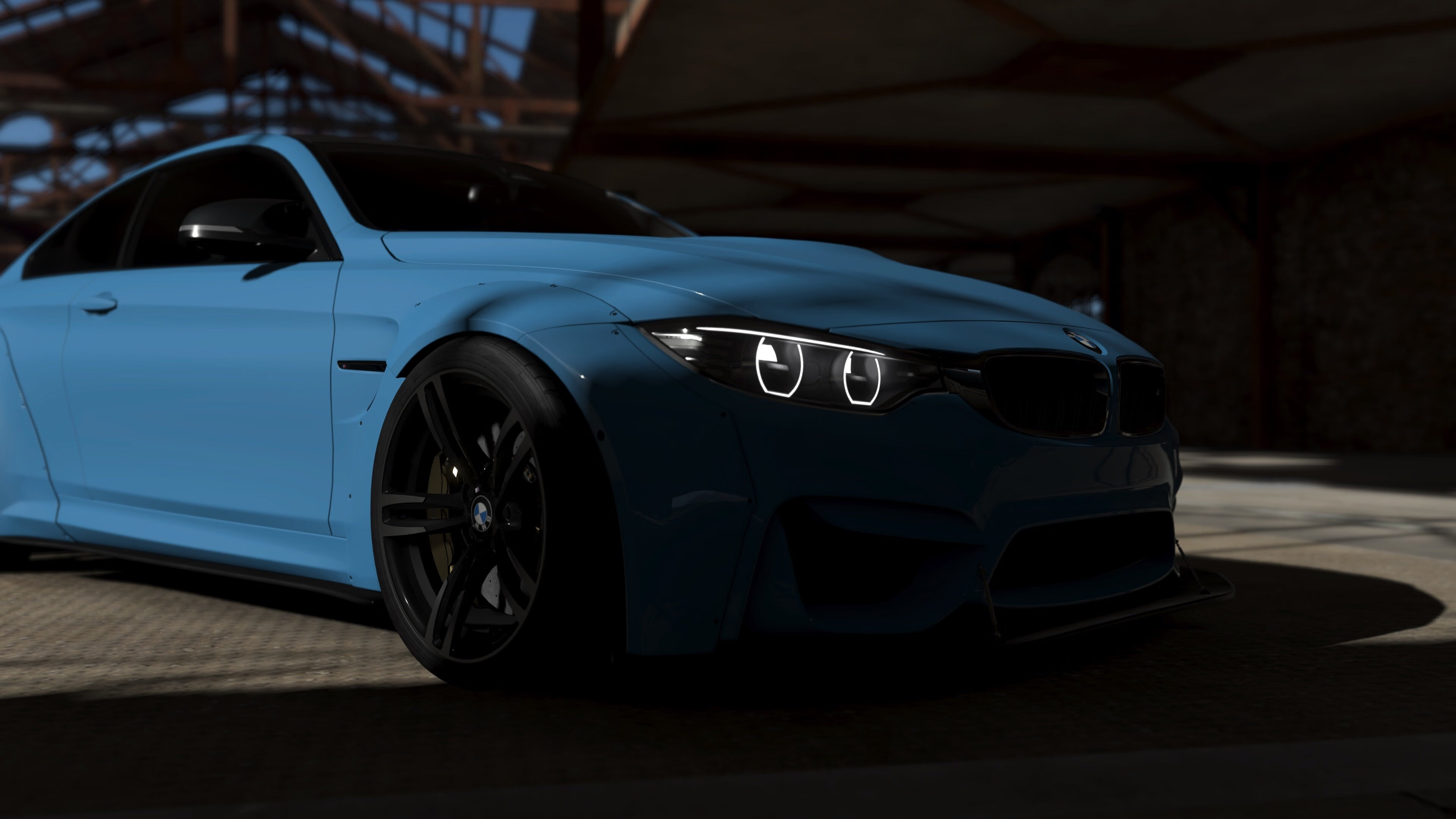 pg电子官网-双线叙事，当F1轰鸣划过街巷，塔图姆在球场完成加冕