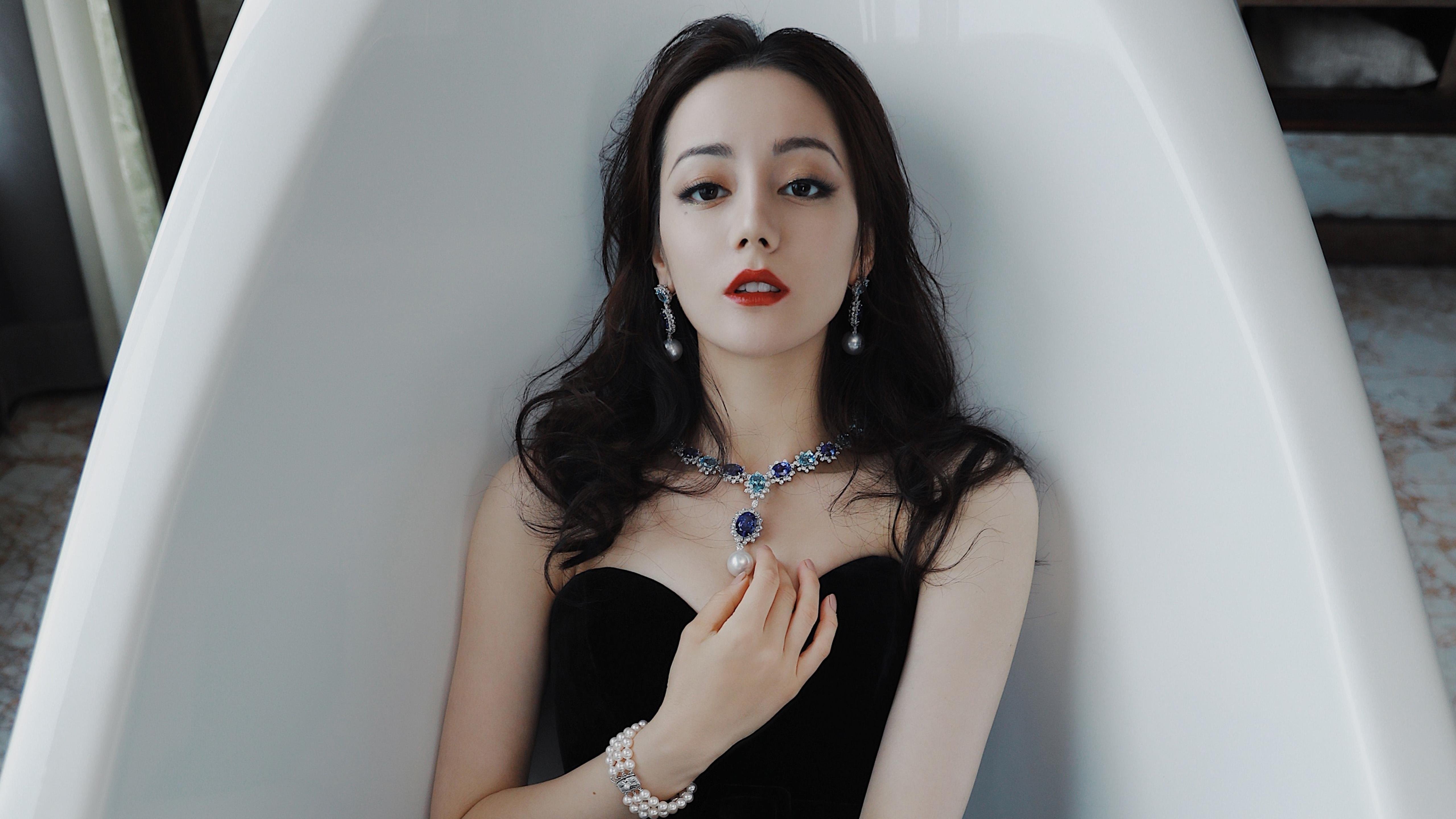 跨界风暴,当哈登在西甲国家德比中以活塞之势粉碎对手